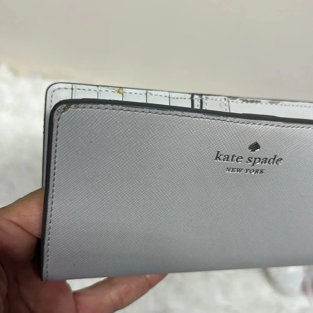 Kate Spade New York Cameron Large Slim Bifold Wallet Gray